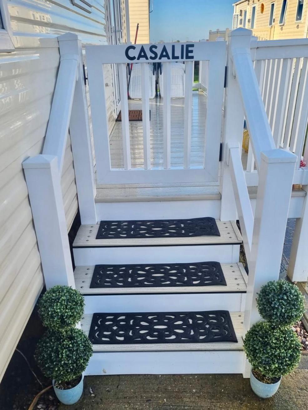 Casalie At Seasalter Whitstable Hotel Bagian luar foto