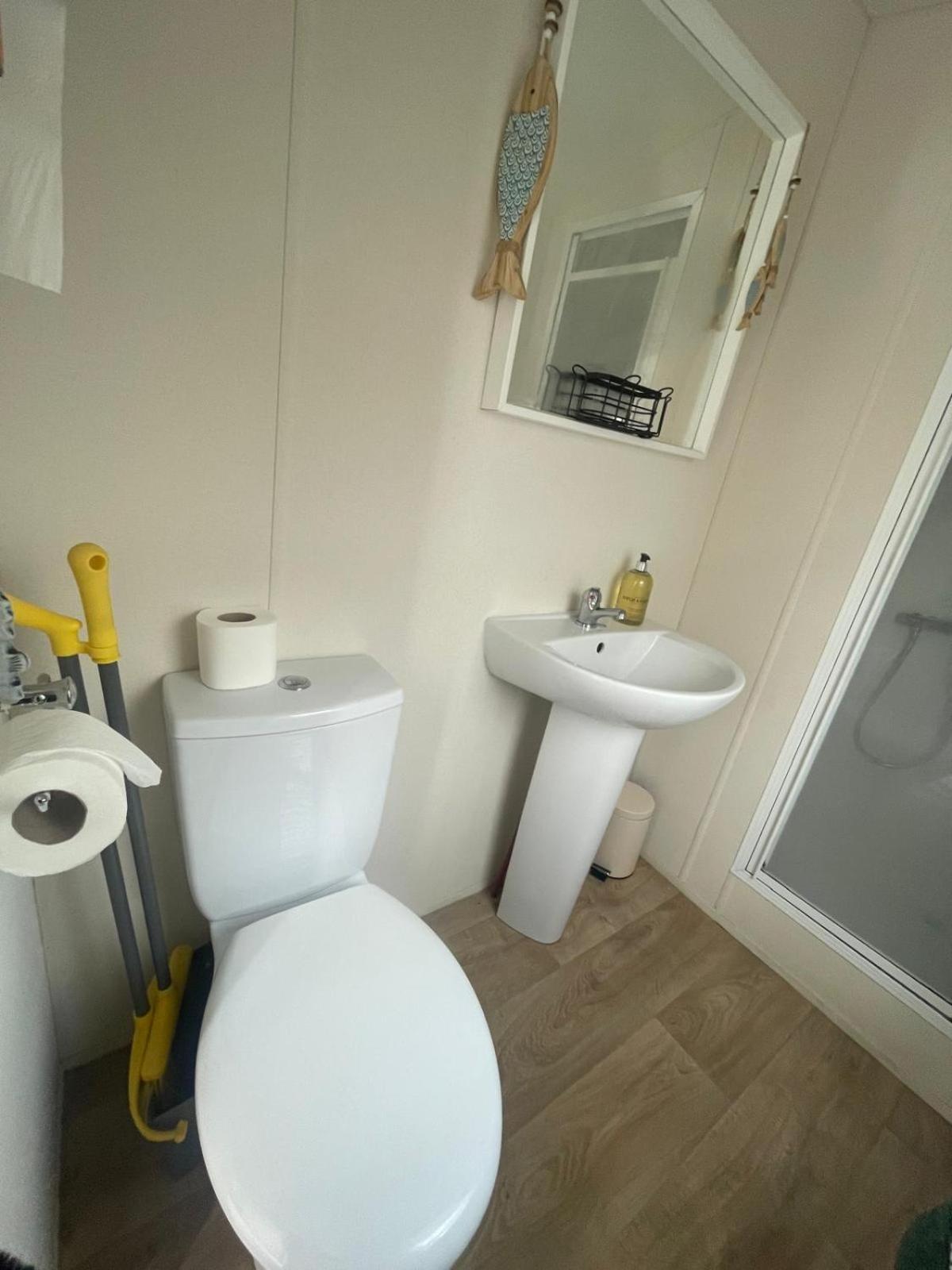 Casalie At Seasalter Whitstable Hotel Bagian luar foto