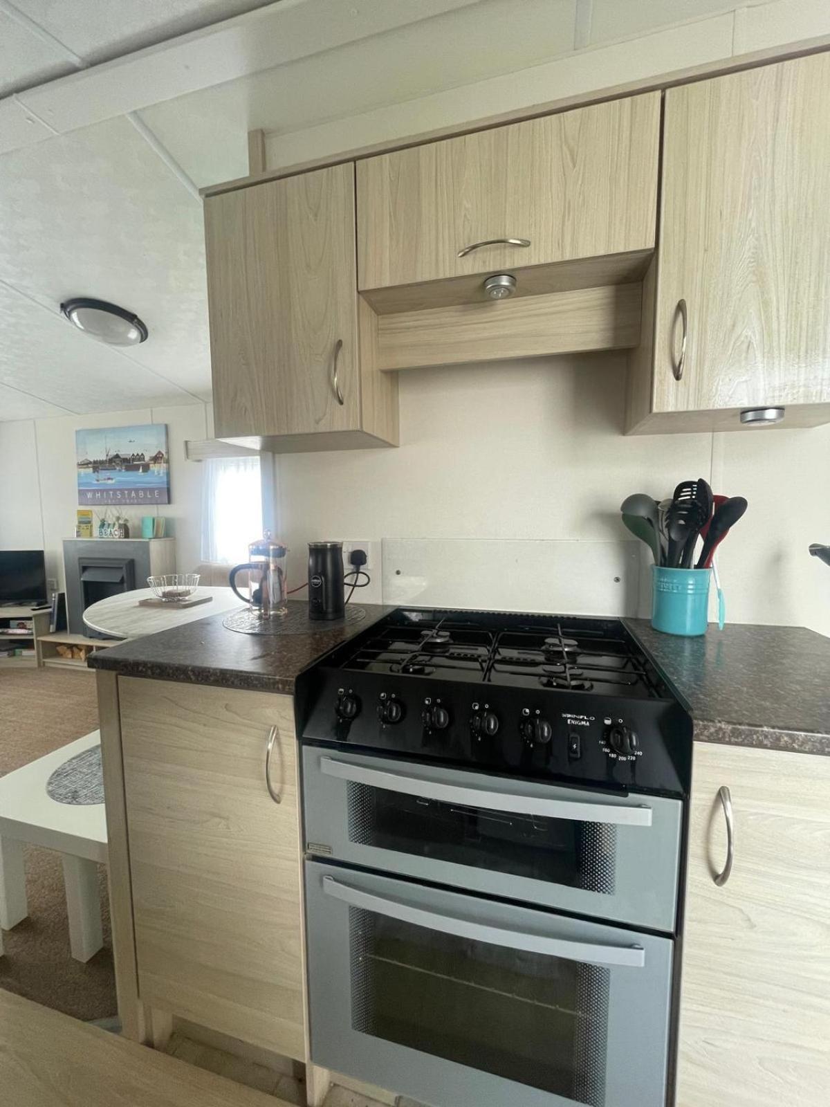 Casalie At Seasalter Whitstable Hotel Bagian luar foto