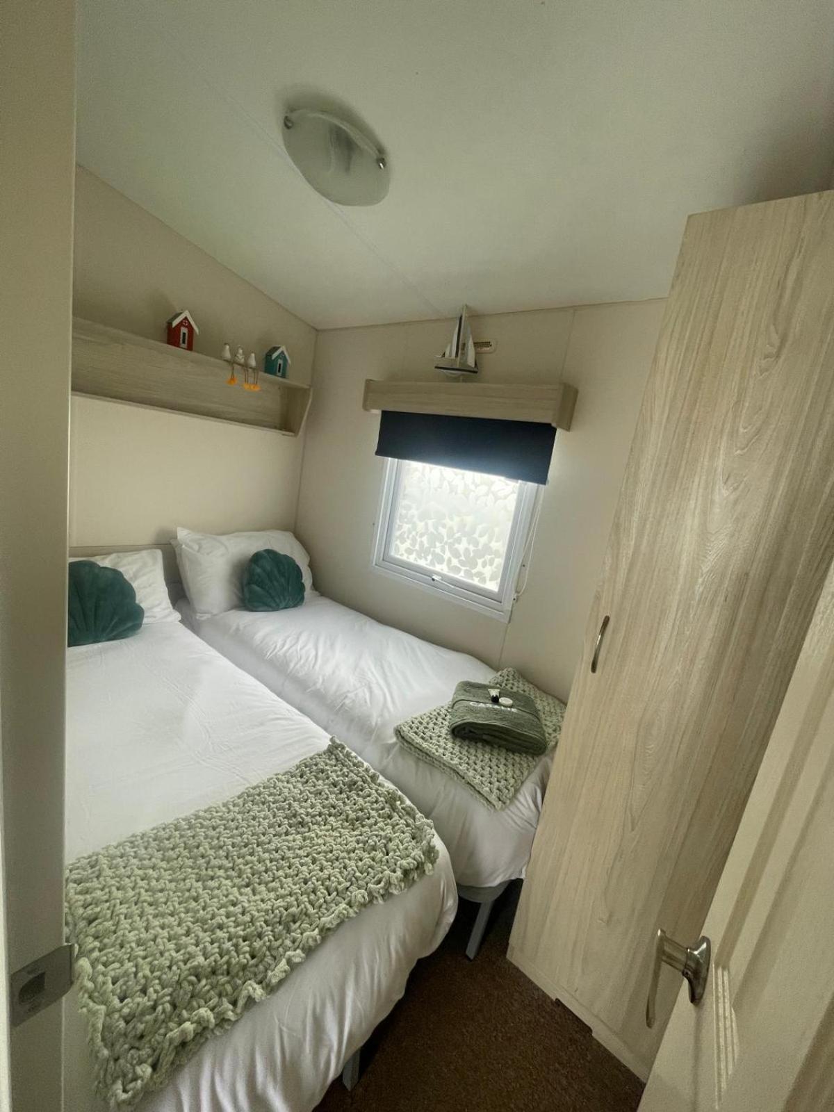 Casalie At Seasalter Whitstable Hotel Bagian luar foto